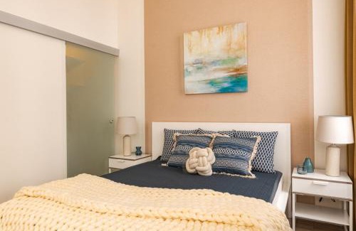 Corvin negyed Appartement | Luxury Huge Apartman - 92m2 - 3 Bedrooms - 3 Air Conditioners - Free Garage!