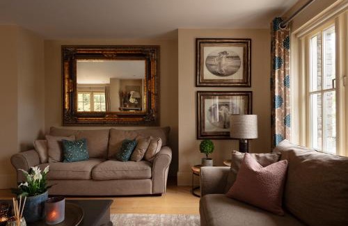 Kenmare Maison | Luxury Interior Designed 4 Bedroom Villa, Kenmare