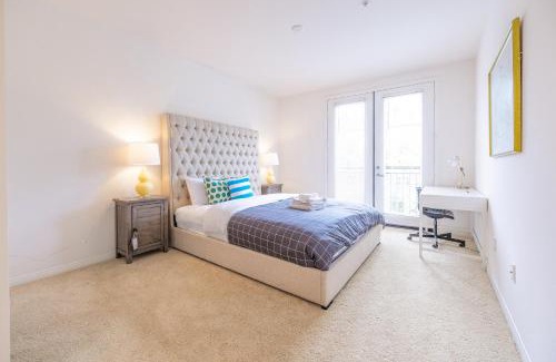 Irvine Appartement | Luxury Irvine Spectrum 2 bedrooms 2 Bathrooms Kitchen pool Apartment