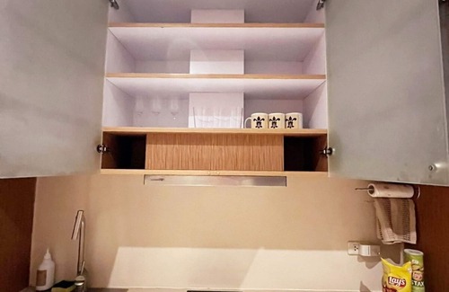 Ermita Night District Appartement | Luxury King Studio w/ Kitchen, Rainshower, Pool, Partial Bay View, Netflix