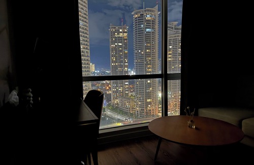 Makati Maison | Luxury King Suite studio w/River View in Novotel Residences Manila near Makati