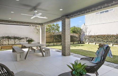 Merewether Maison | Luxury Living only 100M from Merewether Beach