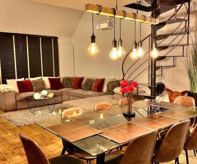 Begijnhof's Wijk Appartement | Luxury Loft Duplex Penthouse Of 190m2 & Free Parking !
