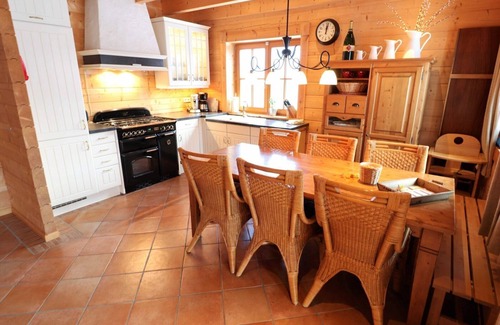 Ortsmitte Maison | Luxury log cabin, right on the K1 ski and mtb. Elevator Willingen, family friendly