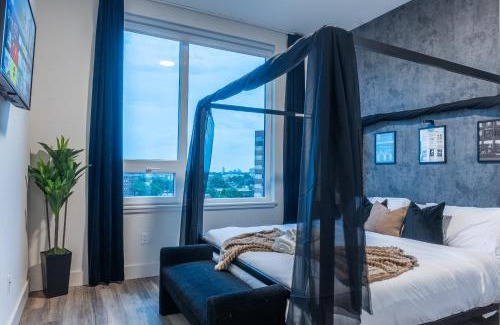 East Orange Appartement | Luxury Lookout with NYC view, 2BR plus Free Parking, Sleeps 8, 20 Percent Off