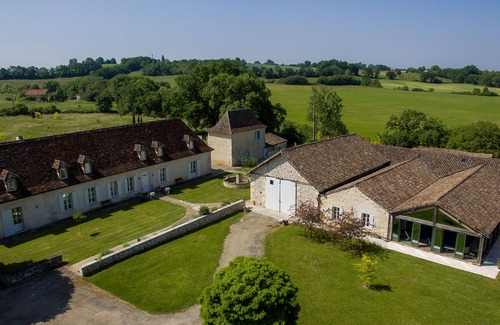 Issigeac Maison | Manoir de luxe à Issigeac pour 22 personnes avec piscine