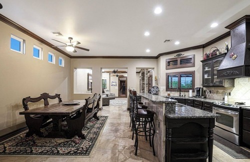 Litchfield Park Maison | Luxury Mansion with 4 private balconies! Amazing inside and outside!