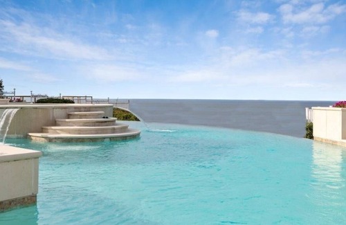 Belle Terre Maison | Luxury Mega Mansion