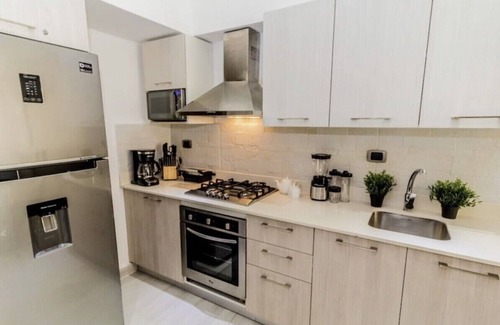 Los Prados Appartement | Luxury & Modern 2Bedroom 2baths Apartment with POOL Rooftop + GYM