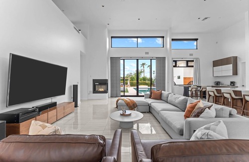 Shea North Estates Maison | Luxury Modern Estate – Private Resort with Pool & Spa