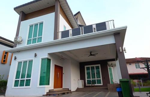 Kubang Kerian Maison | LUXURY Modern House Kubang Kerian UNIFI 4 Bedrooms