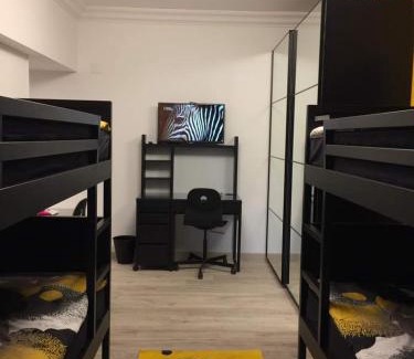 Al Duqqi Appartement | Luxury Mohandeseen Apartment