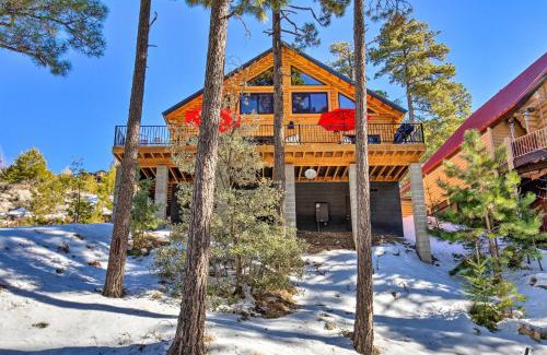 Summerhaven Maison | Luxury Mountain Cabin with Furnished Deck and Views!