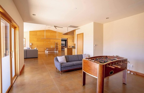 Valley Center Maison | Luxury Mountain Estate Sleeps 11