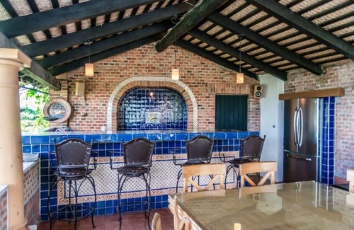 Ajijic Villa | Tropical 1-BD 1-WC Mountain Top Luxury Suite with Stunning Views