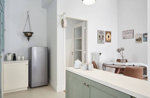 Mousio Appartement | Belle 3BD Apt à côté du musée d'Athènes
