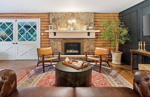 Bellingham Maison | Luxury & Nature's Haven: Architectural Symphony Amidst Serene Bellingham Vistas