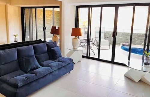 Club Deportivo Maison | Luxury Oasis in Acapulco