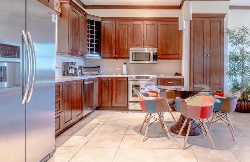 Jaco Appartement | Luxury, ocean view, 3-bedroom condo @ Los Sueños