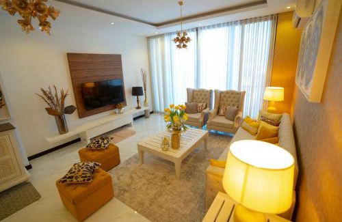 Bambalapitiya Appartement | Luxury ocean-view apartment in Colombo 03