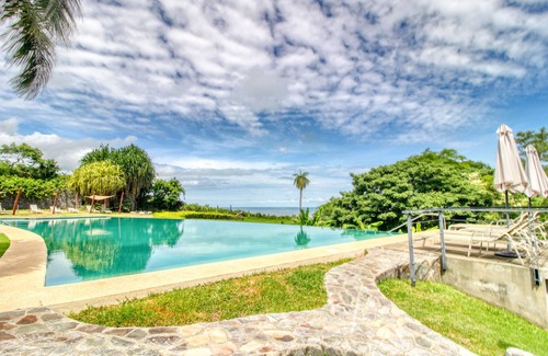 Tarcoles Copropriété | Condo de luxe avec vue sur l'océan et piscine commune