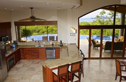 Playa Hermosa Maison | Villa de luxe 7 Bdr avec vue sur l'océan - Magnifique pavillon, piscine, spa, bar et serre
