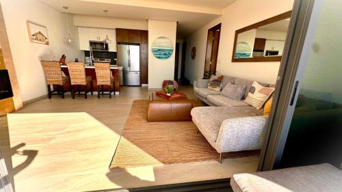 Primo Tapia Appartement | Luxury, Ocean View, Pool, Jacuzzi, Valle de Guadalupe, Los Portales De Garcia, Splash, Encanto Restaurants, Surf Breaks in Primo Tapia, Rosarito