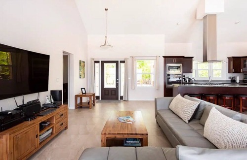 Stake Bay Maison | Barefoot Luxury Oceanfront Villa, 2 Master Suites, Pool