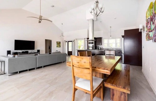 Stake Bay Maison | Barefoot Luxury Oceanfront Villa, 2 Master Suites, Pool