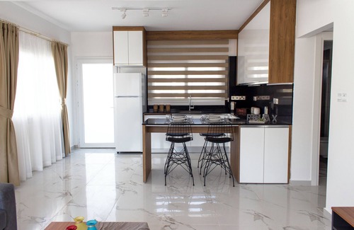 Gastria Appartement | LUXURY ONE-BEDROOM APARTMENT IN SEAFRONT COMPLEX WITH PRIVATE BEACH