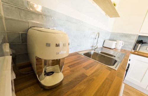 Drumacrin Appartement | Luxury Penthouse Apartment overlooking Main Beach