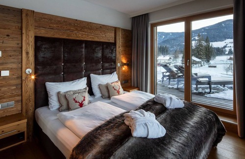 Westendorf Appartement | Luxury Penthouse, roof terrace, pool, at the golf course, PURE Resort Westendorf