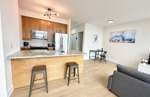 Downtown Mississauga Copropriété | Luxury Penthouse Suite in the Heart of Square One with Spectacular Views!