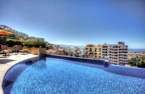 Amapas Appartement | Luxury Pinnacle with jacuzzi