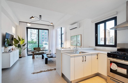 Lope De Vega Copropriété | Luxury-Pool-Gym-View-Piantini-CityCenter-YellowKey