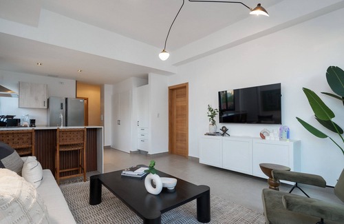 Lope De Vega Copropriété | Luxury-Pool-Gym-View-Piantini-CityCenter-YellowKey