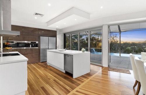 Elaine Maison | Luxury Private Estate