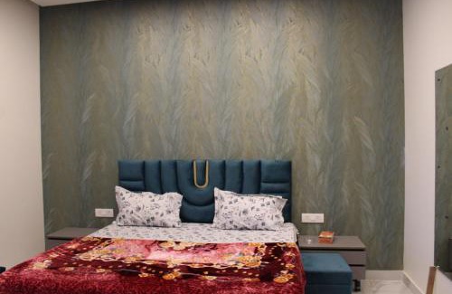 Gurugram Appartement | Luxury Private Farmhouse
