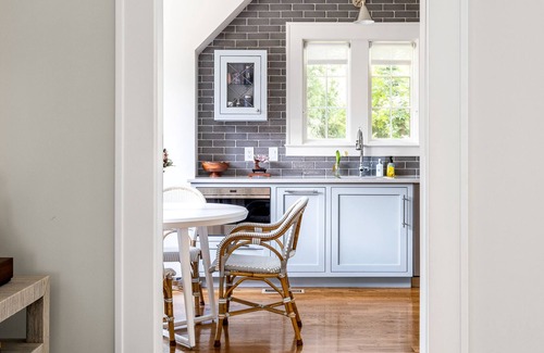 Buckhead Maison | Luxury/Private Guesthouse with a Pool in ATL - Garage Parking Pet Friendly!