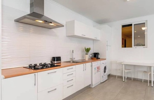 Costa de Caparica Appartement | Luxury private room near the beach