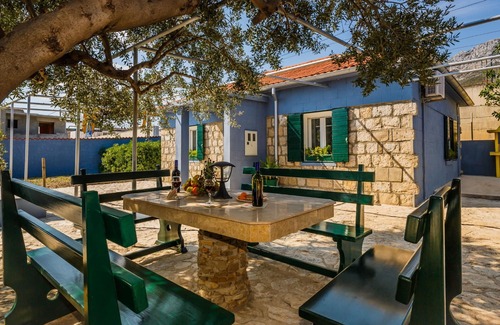 Kastel Gomilica Appartement | Villa de luxe avec piscine chauffée / refroidie et grand jardin près de Split