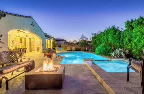 Queen Creek Maison | Luxury Queen Creek Oasis w/ Pool & Spa