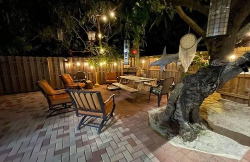 Lake Ridge Maison | ★Luxury Quiet Studio★5 min to Beach ★