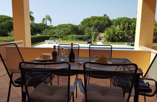 Vale do Garrao Appartement | Luxury Raised Ground Flr. Appartement, à 1 km des superbes plages de Vale do Lobo Wi-Fi