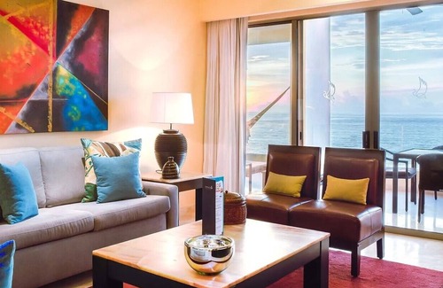 Villa de Guadalupe Hôtel | Luxury Resort Living – 2BR/3BA Garza Blanca Suite for 6