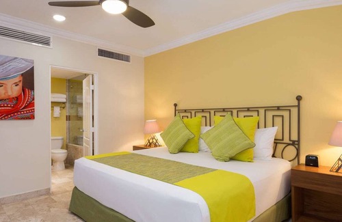Isla Iguana Station Balnéaire | Luxury Resort on the Puerta Vallarta Beach