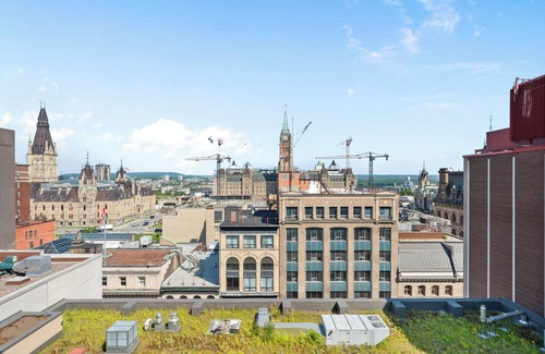 Byward Market - Parliament Hill Copropriété | Luxury Retreat in the Heart of Ottawa/Parliament