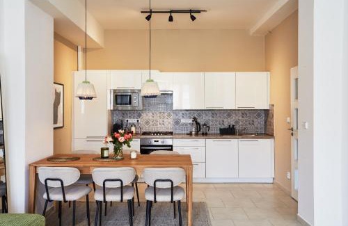 Podoli Appartement | Luxury riverside apartment