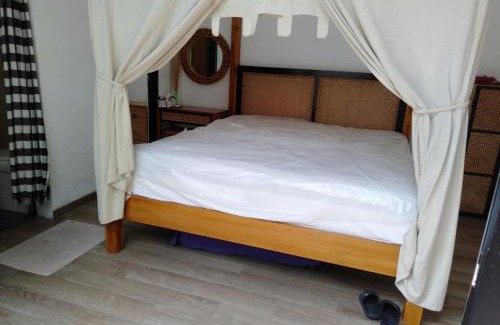 Gresik Maison | Luxury Room with Pool at Vila Raima