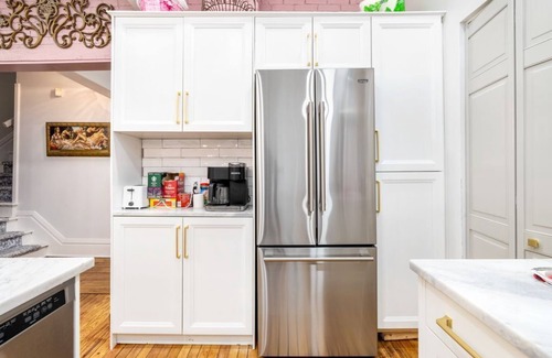 Short North Maison | Luxury Rose Manor - Perfect for Bachelorettes!